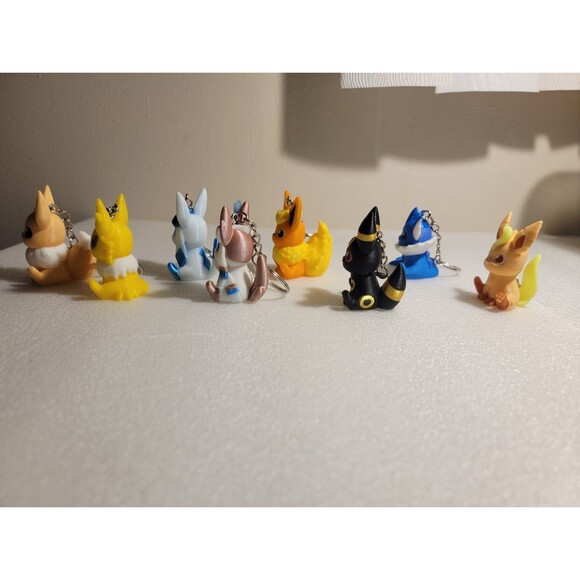 3d printed Pokemon evee evolutions - Picture 2 of 12
